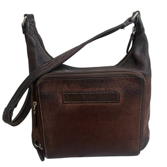 Vintage Fossil Messenger Bag, Crossbody Bag~ Dark Brown Leather STRAP‎ HAS wear - Picture 1 of 16